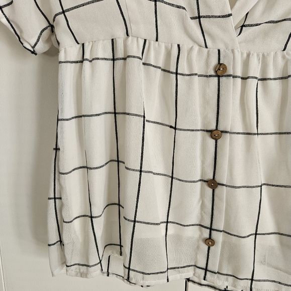 HYFVE Deep V Top - Picture 3 of 8